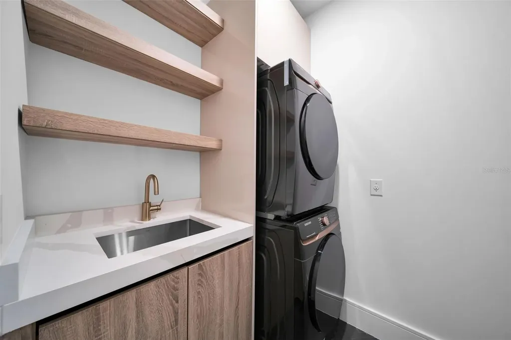 836 SW 36th Terrace Cape Coral FL 33914