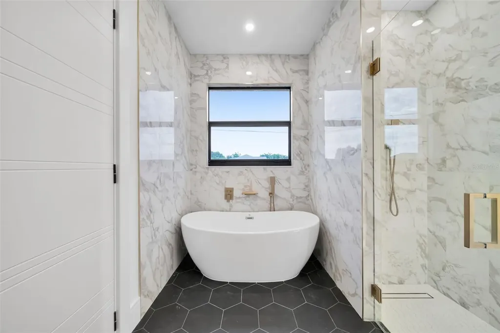 836 SW 36th Terrace Cape Coral FL 33914