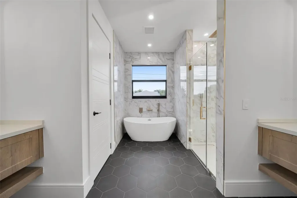 836 SW 36th Terrace Cape Coral FL 33914