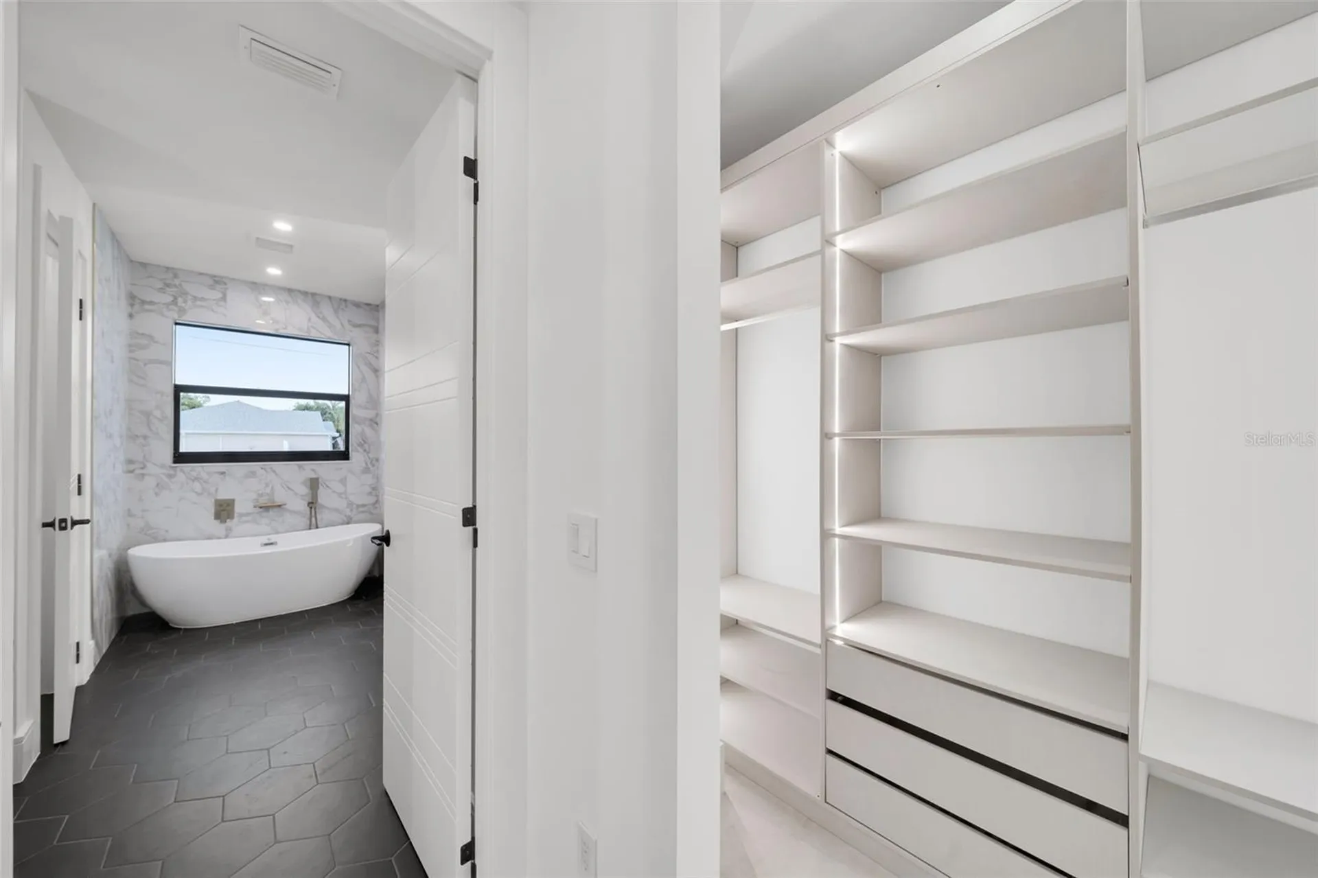 836 SW 36th Terrace Cape Coral FL 33914