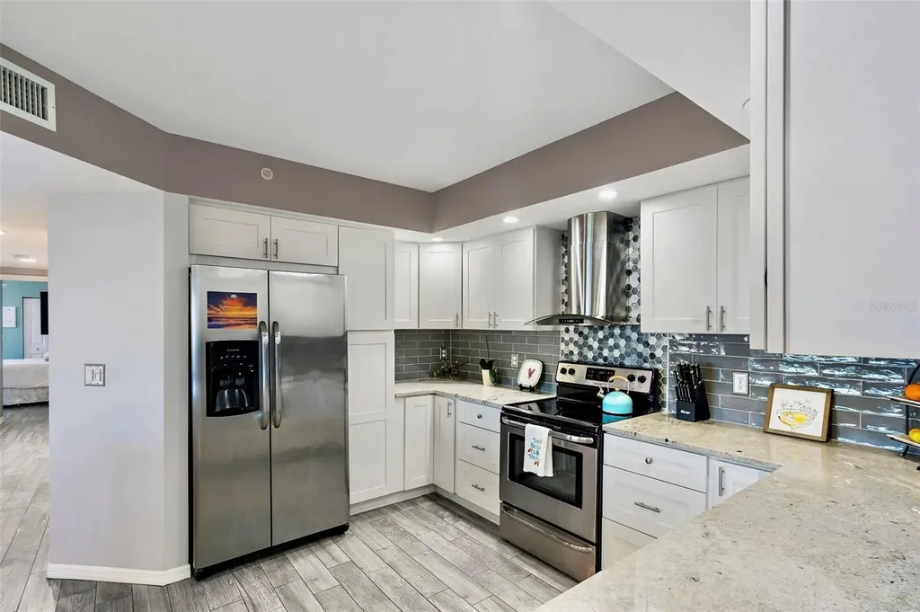 670 Island Way Clearwater Beach FL 33767