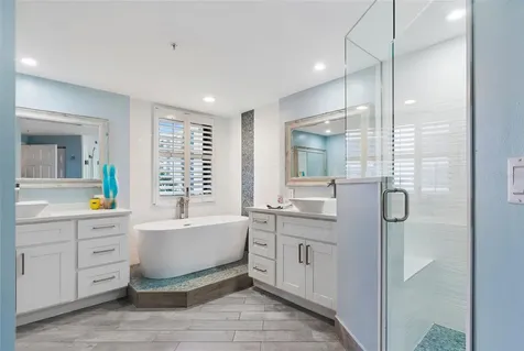 670 Island Way Clearwater Beach FL 33767