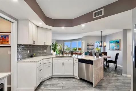 670 Island Way Clearwater Beach FL 33767