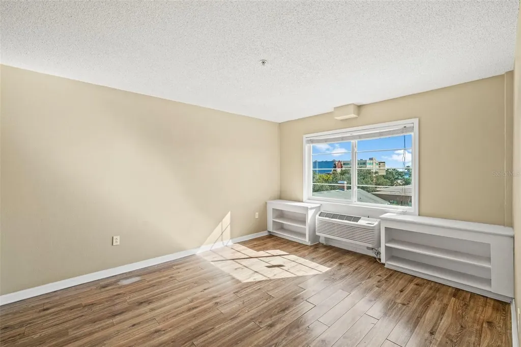 406 S Cedar Avenue Tampa FL 33606
