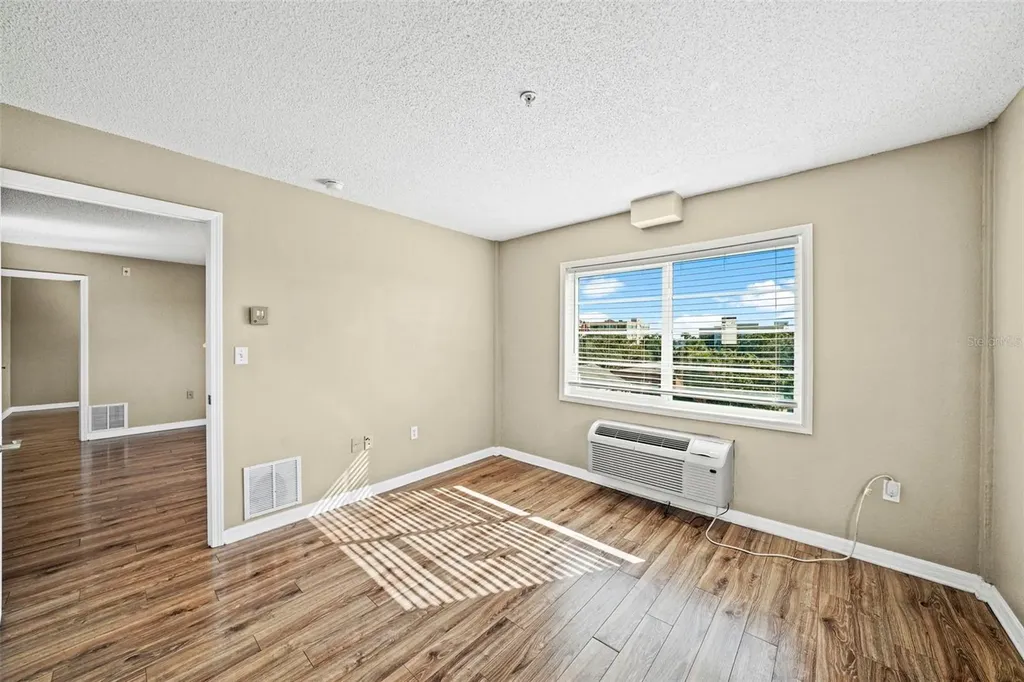 406 S Cedar Avenue Tampa FL 33606
