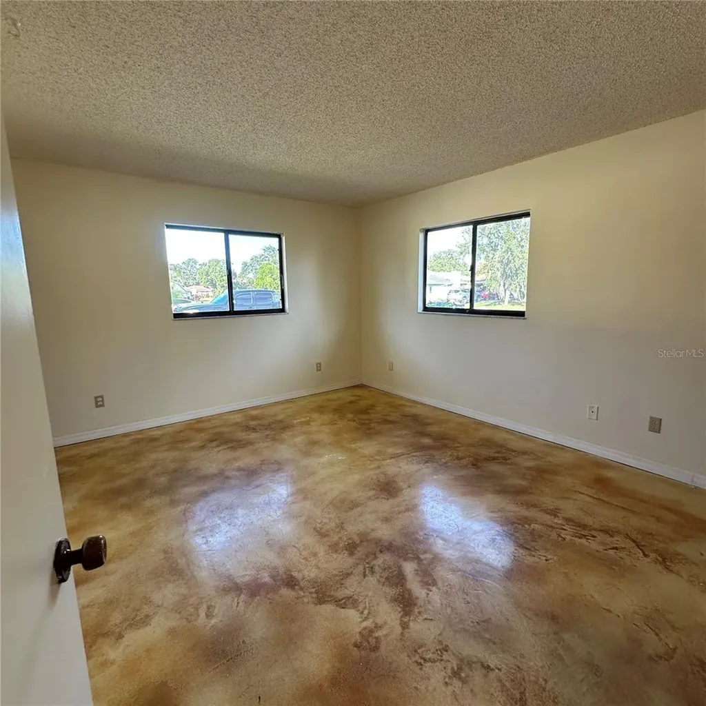 5005 Leon Drive Palmetto FL 34221