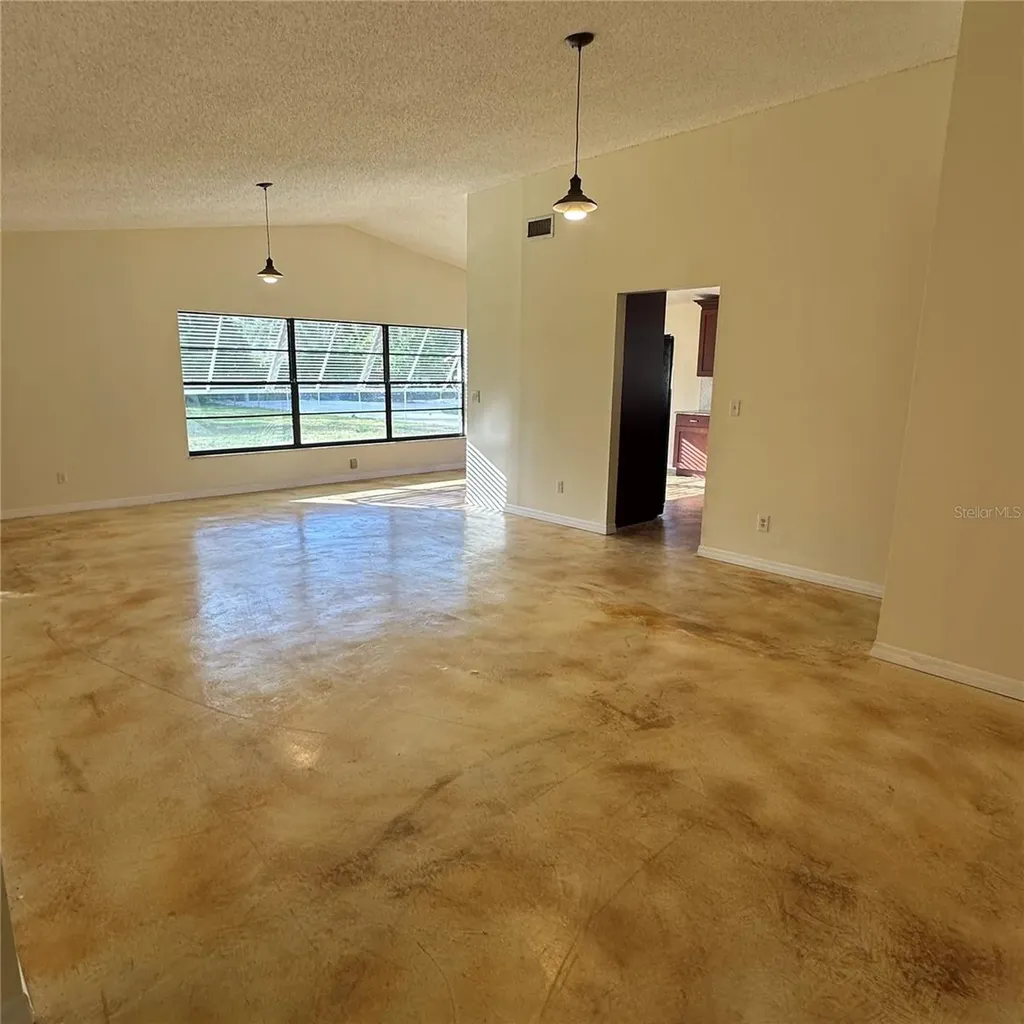 5005 Leon Drive Palmetto FL 34221