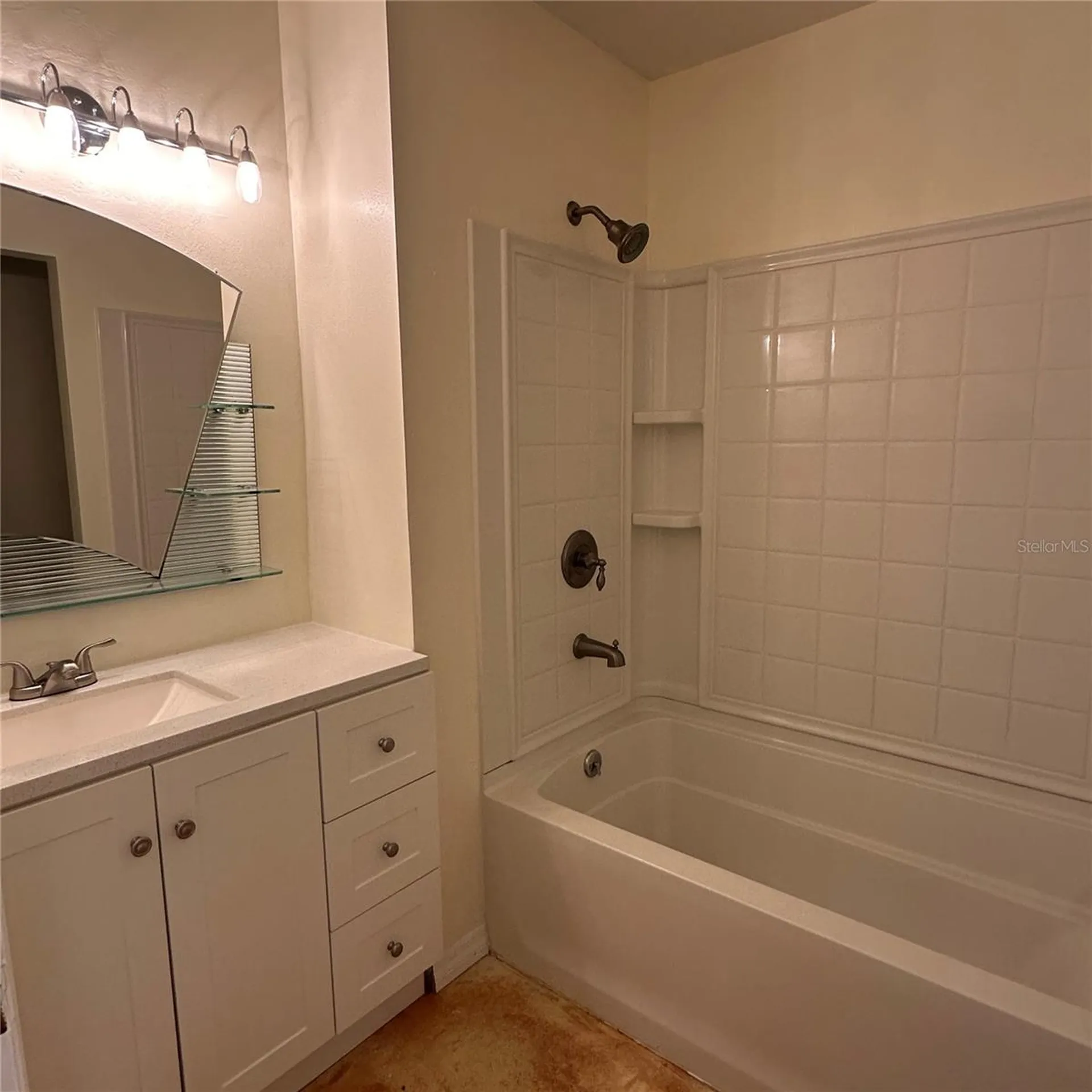 5005 Leon Drive Palmetto FL 34221
