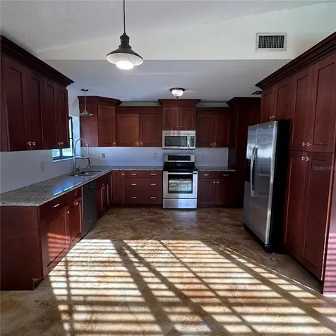 5005 Leon Drive Palmetto FL 34221