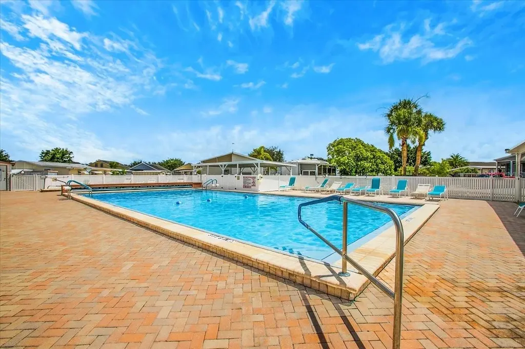 237 Palm Crest Lane Davenport FL 33837