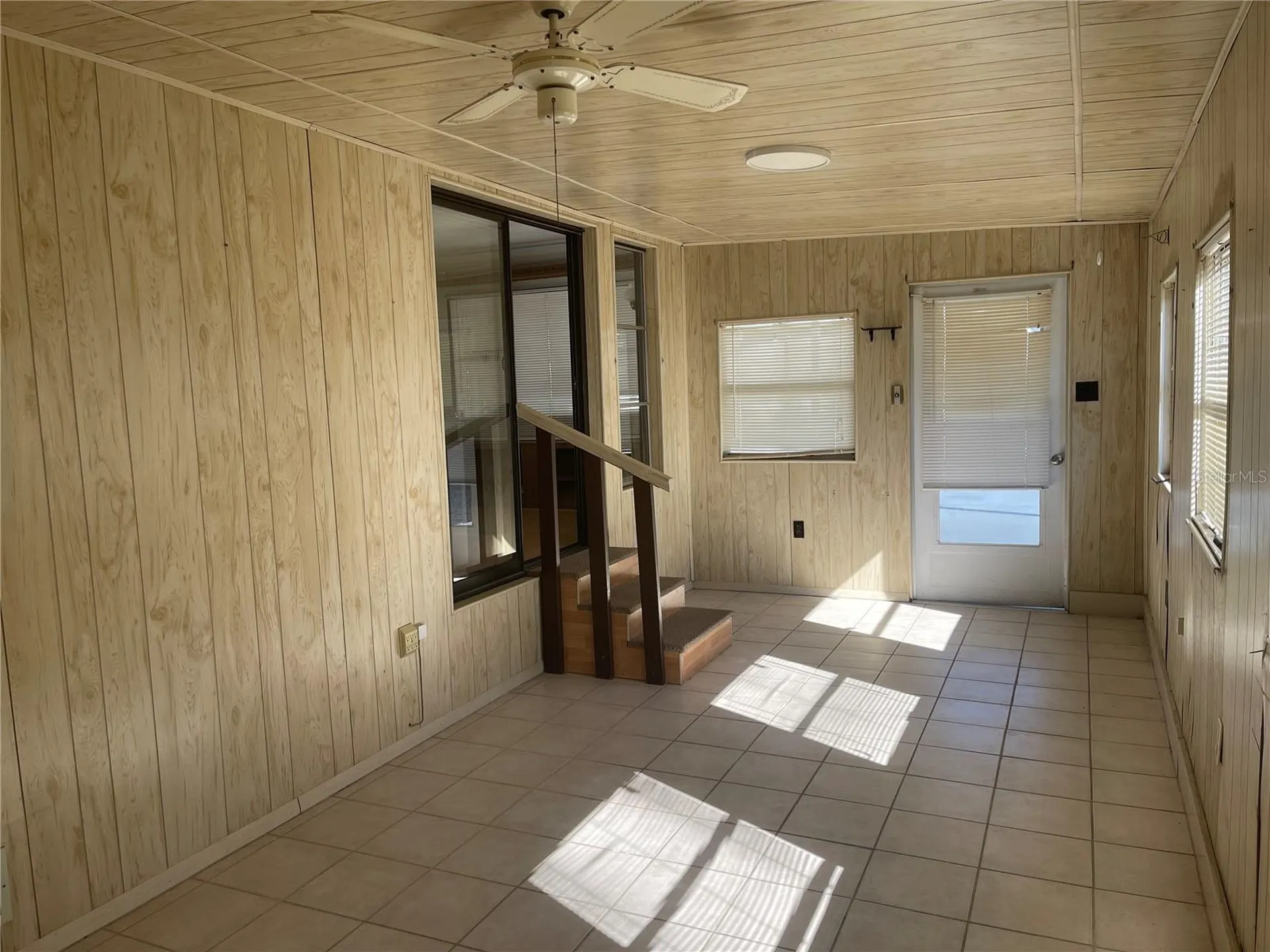 237 Palm Crest Lane Davenport FL 33837