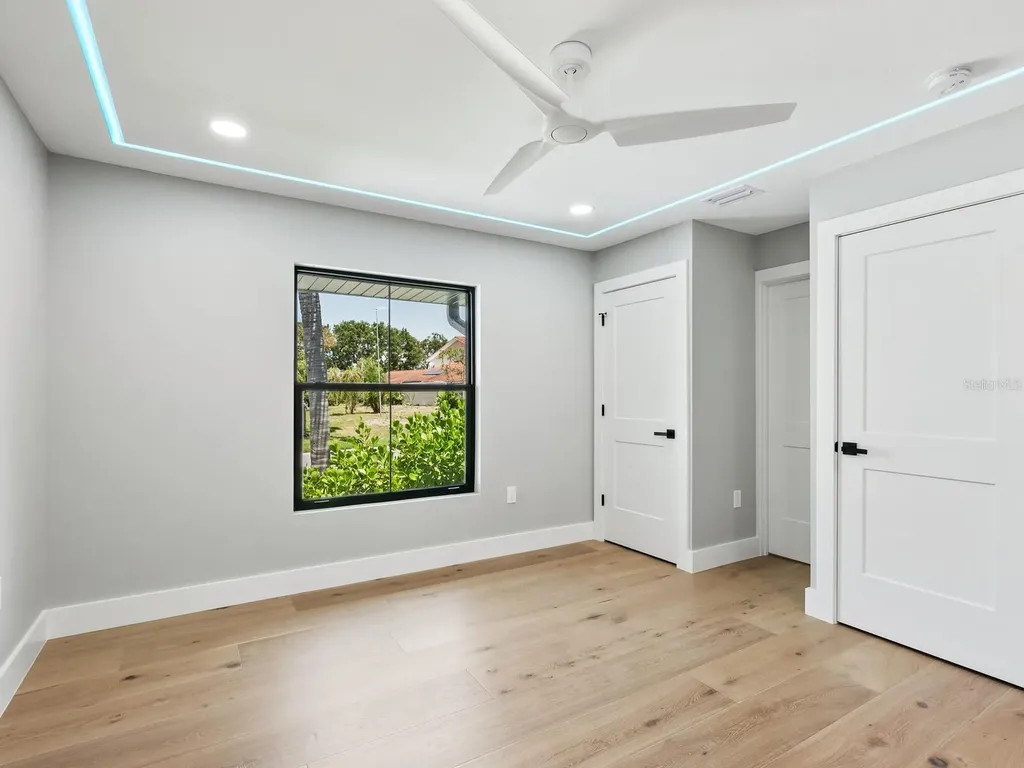 180 Lookout Point Drive Osprey FL 34229
