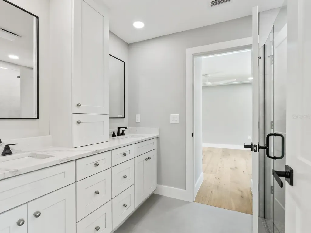 180 Lookout Point Drive Osprey FL 34229