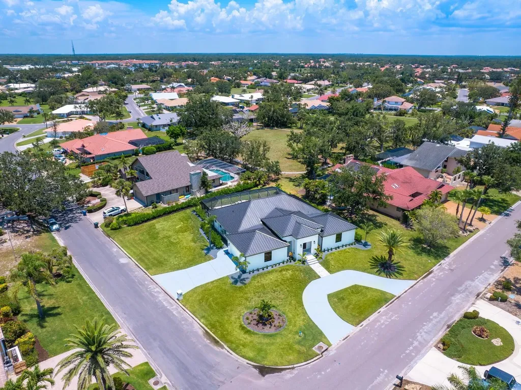 180 Lookout Point Drive Osprey FL 34229