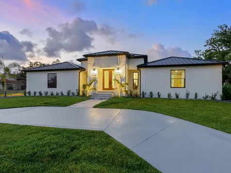 180 Lookout Point Drive Osprey FL 34229
