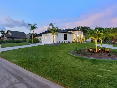 180 Lookout Point Drive Osprey FL 34229