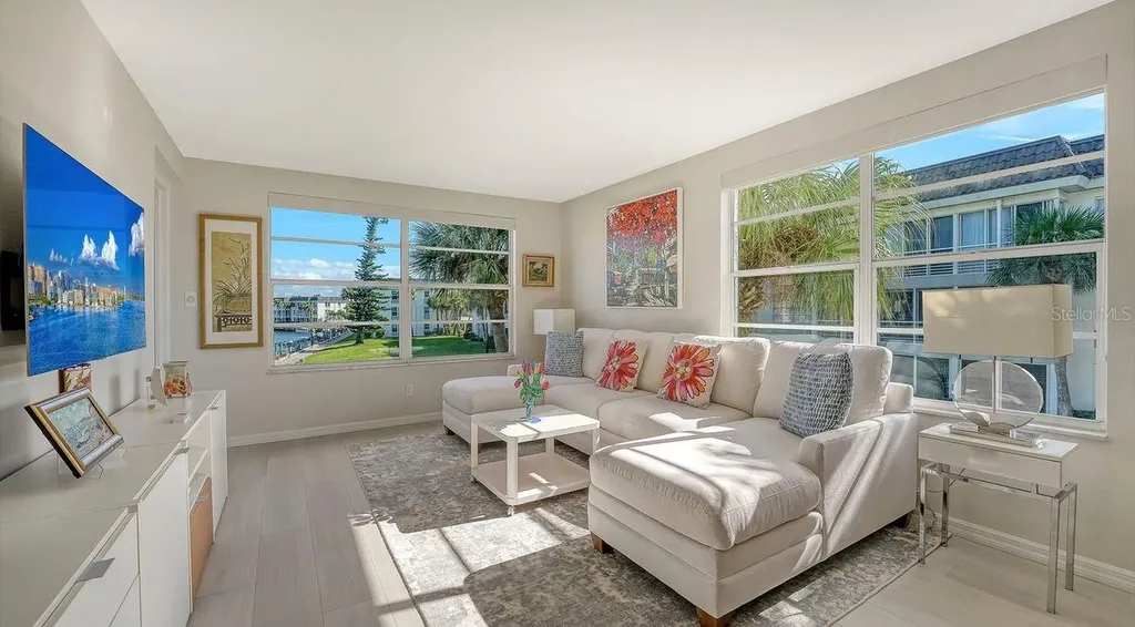 4350 Chatham Drive Longboat Key FL 34228