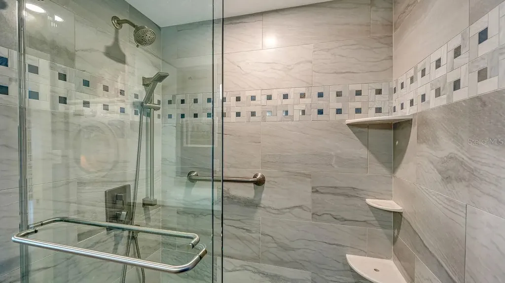 4350 Chatham Drive Longboat Key FL 34228