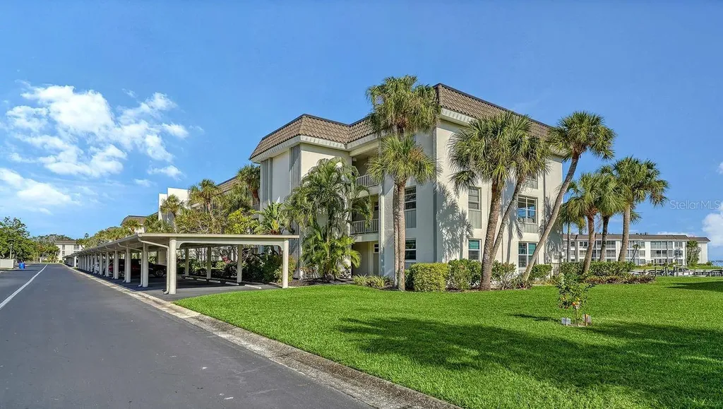 4350 Chatham Drive Longboat Key FL 34228