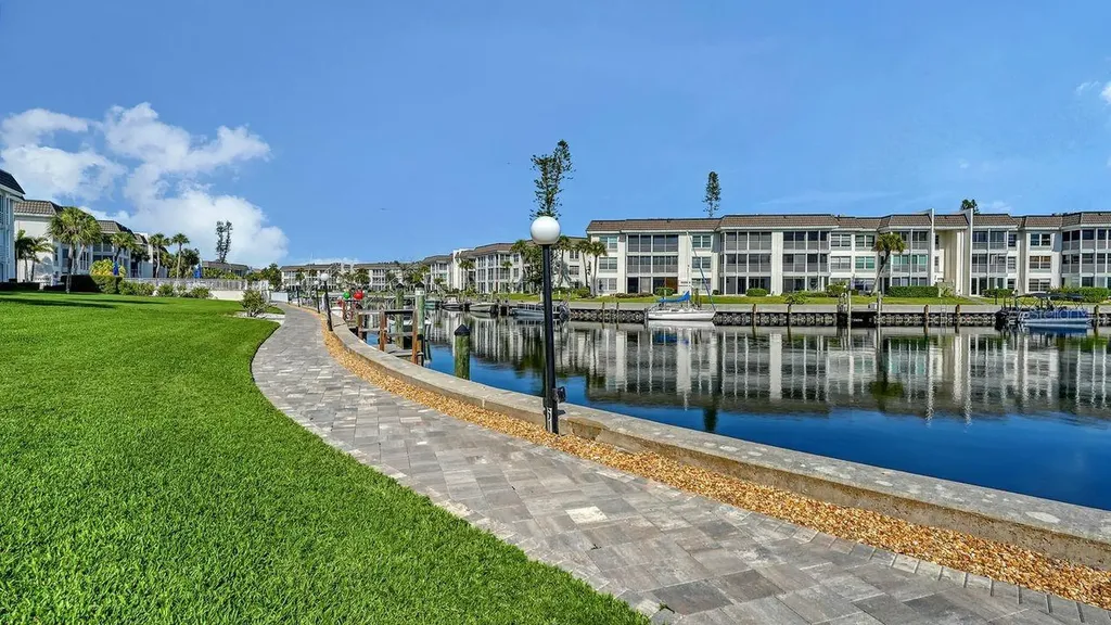 4350 Chatham Drive Longboat Key FL 34228