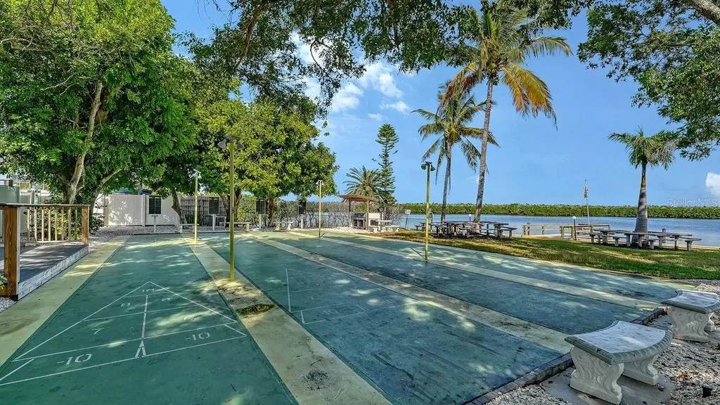 4350 Chatham Drive Longboat Key FL 34228