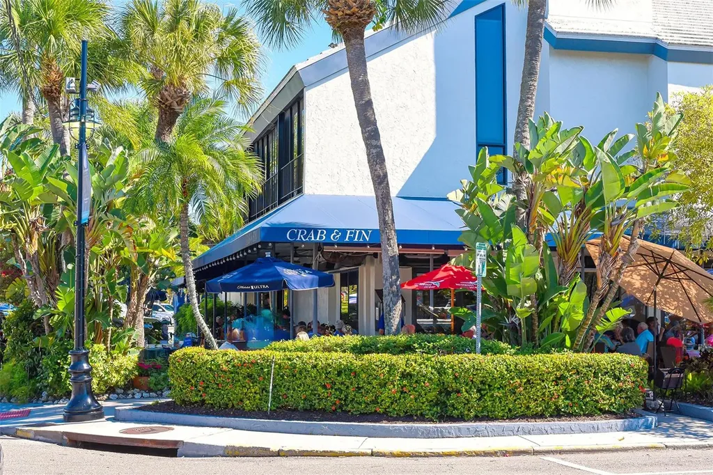 4350 Chatham Drive Longboat Key FL 34228