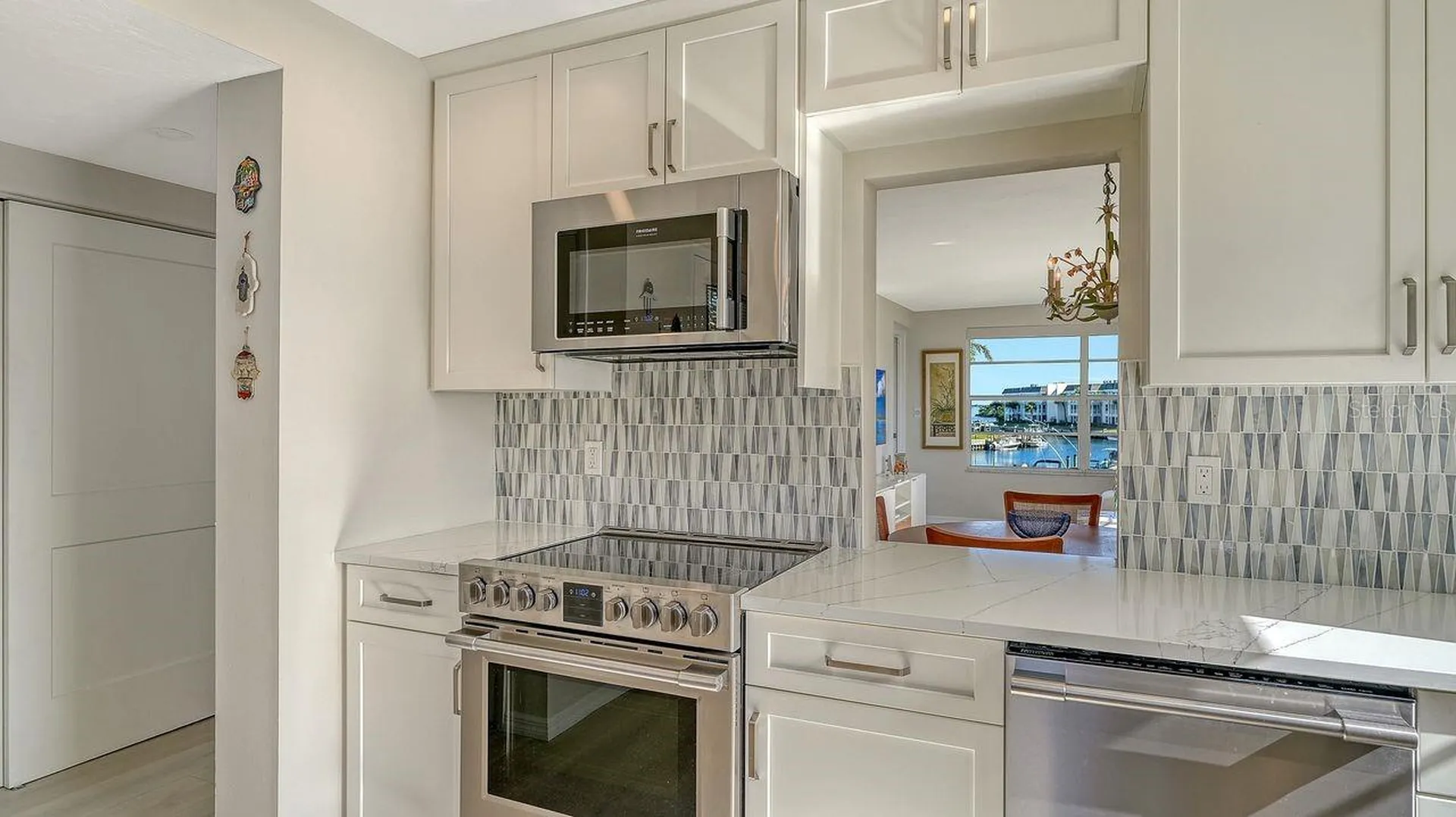 4350 Chatham Drive Longboat Key FL 34228