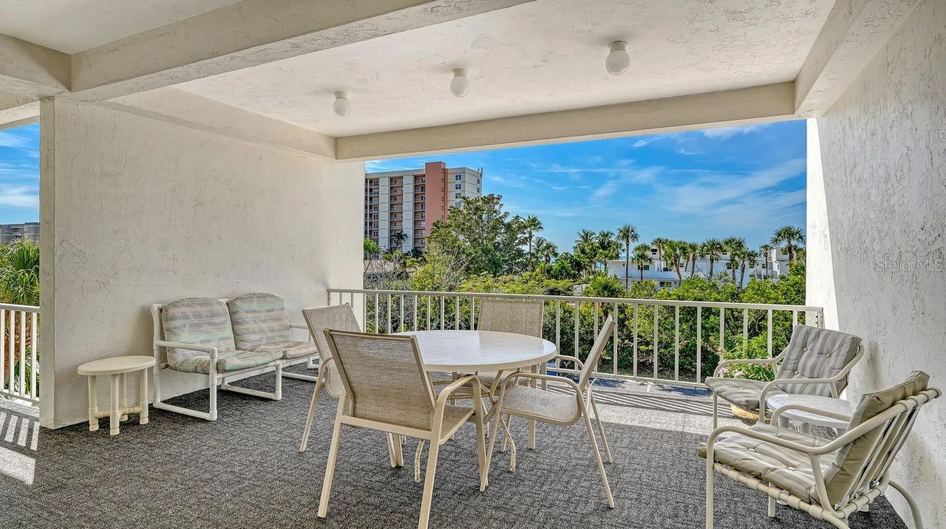 4350 Chatham Drive Longboat Key FL 34228