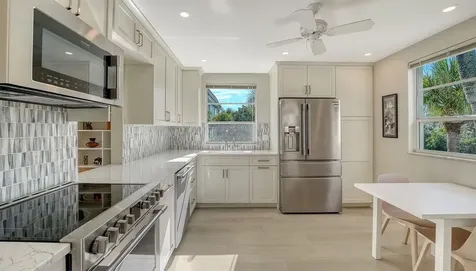 4350 Chatham Drive Longboat Key FL 34228