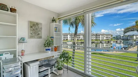 4350 Chatham Drive Longboat Key FL 34228