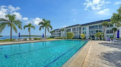 4350 Chatham Drive Longboat Key FL 34228