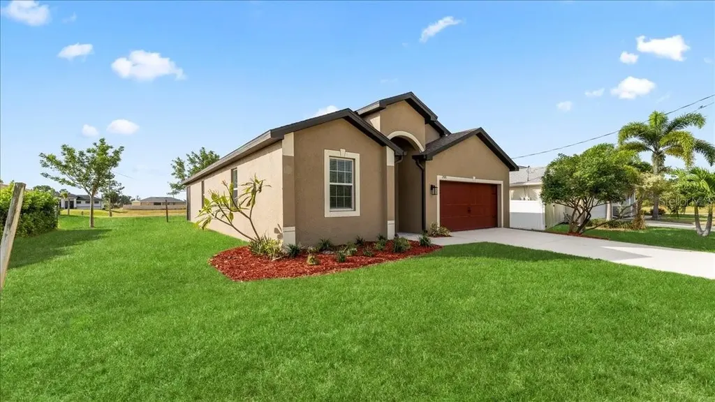 2928 NW 27th Street Cape Coral FL 33993