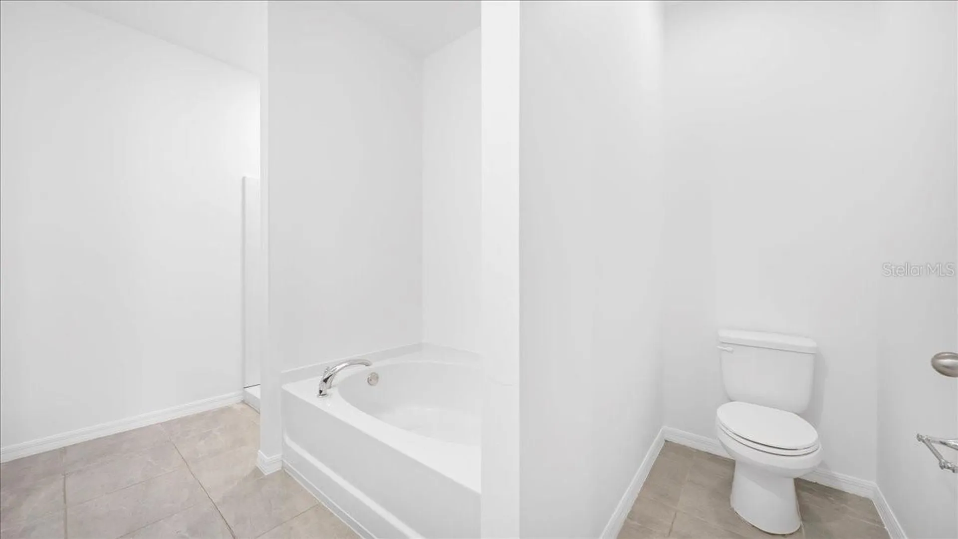 2928 NW 27th Street Cape Coral FL 33993