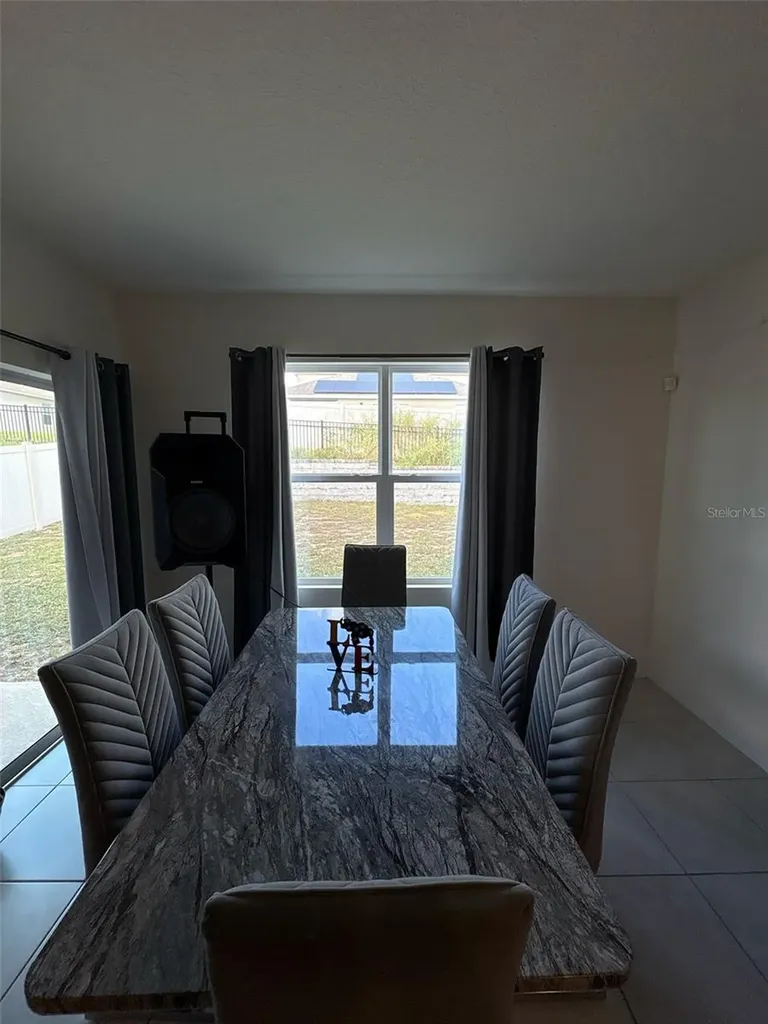 2015 Chickasaw Boulevard Davenport FL 33837