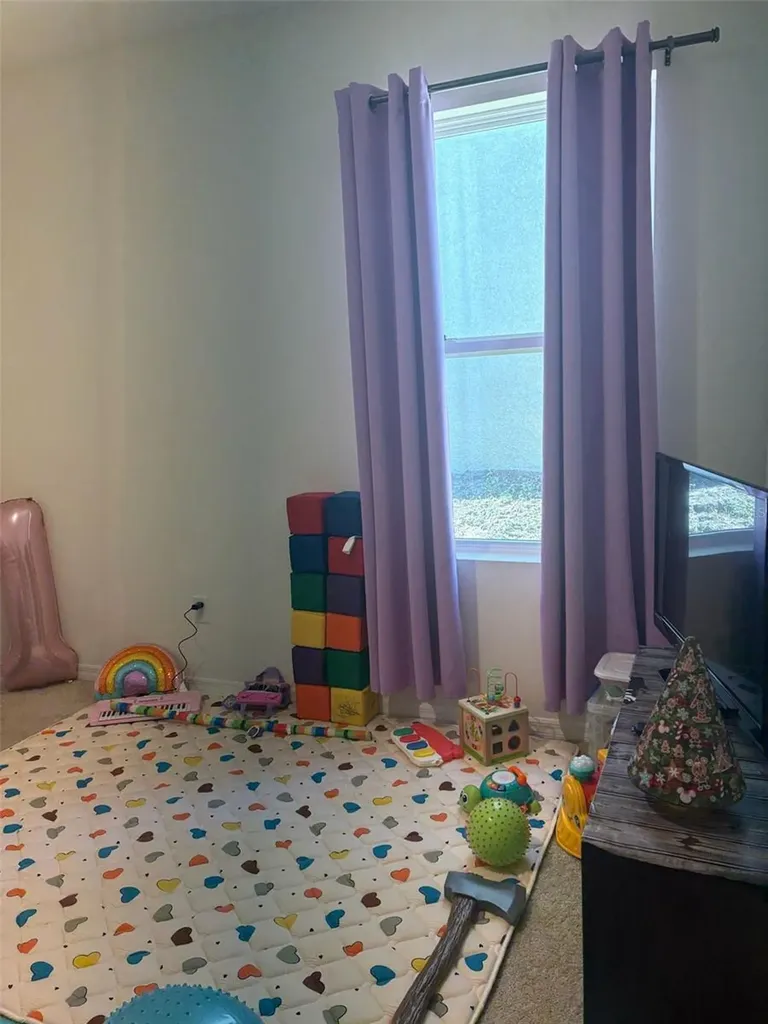 2015 Chickasaw Boulevard Davenport FL 33837
