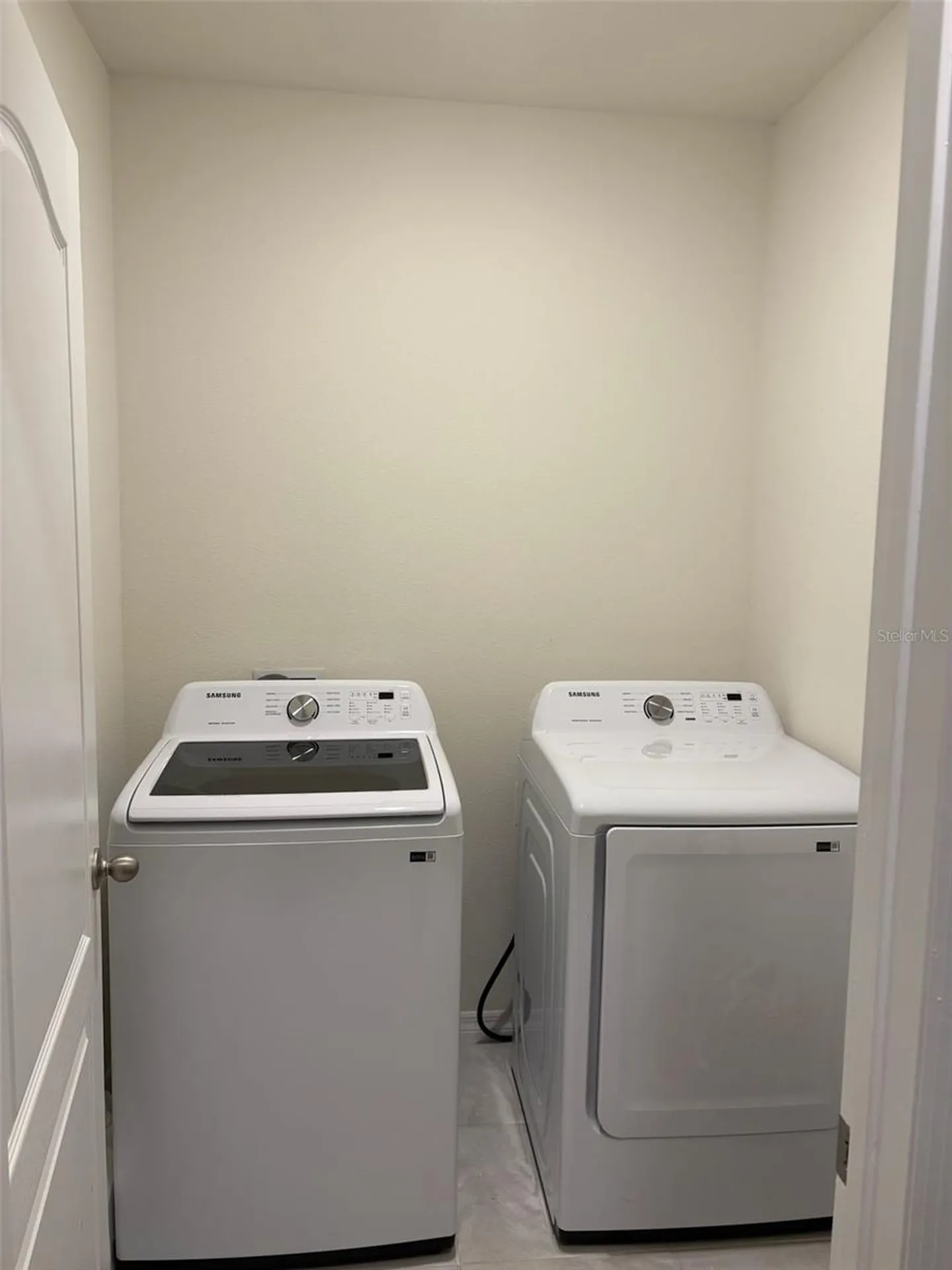 2015 Chickasaw Boulevard Davenport FL 33837