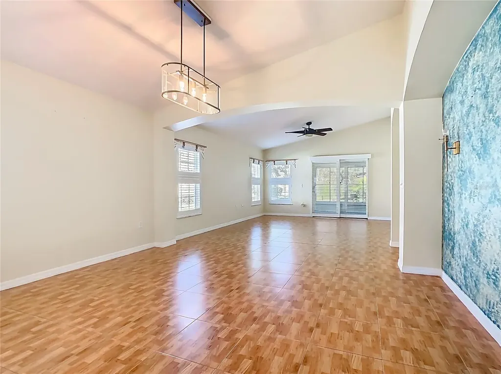 205 Bell Tower Crossing West Poinciana FL 34759