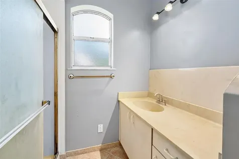 1926 Taylor Road Port Orange FL 32128