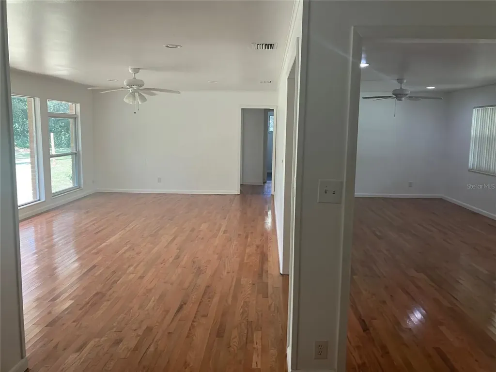 3808 Broad Street Seffner FL 33584