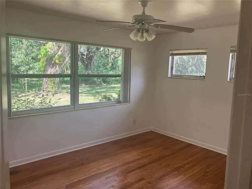 3808 Broad Street Seffner FL 33584