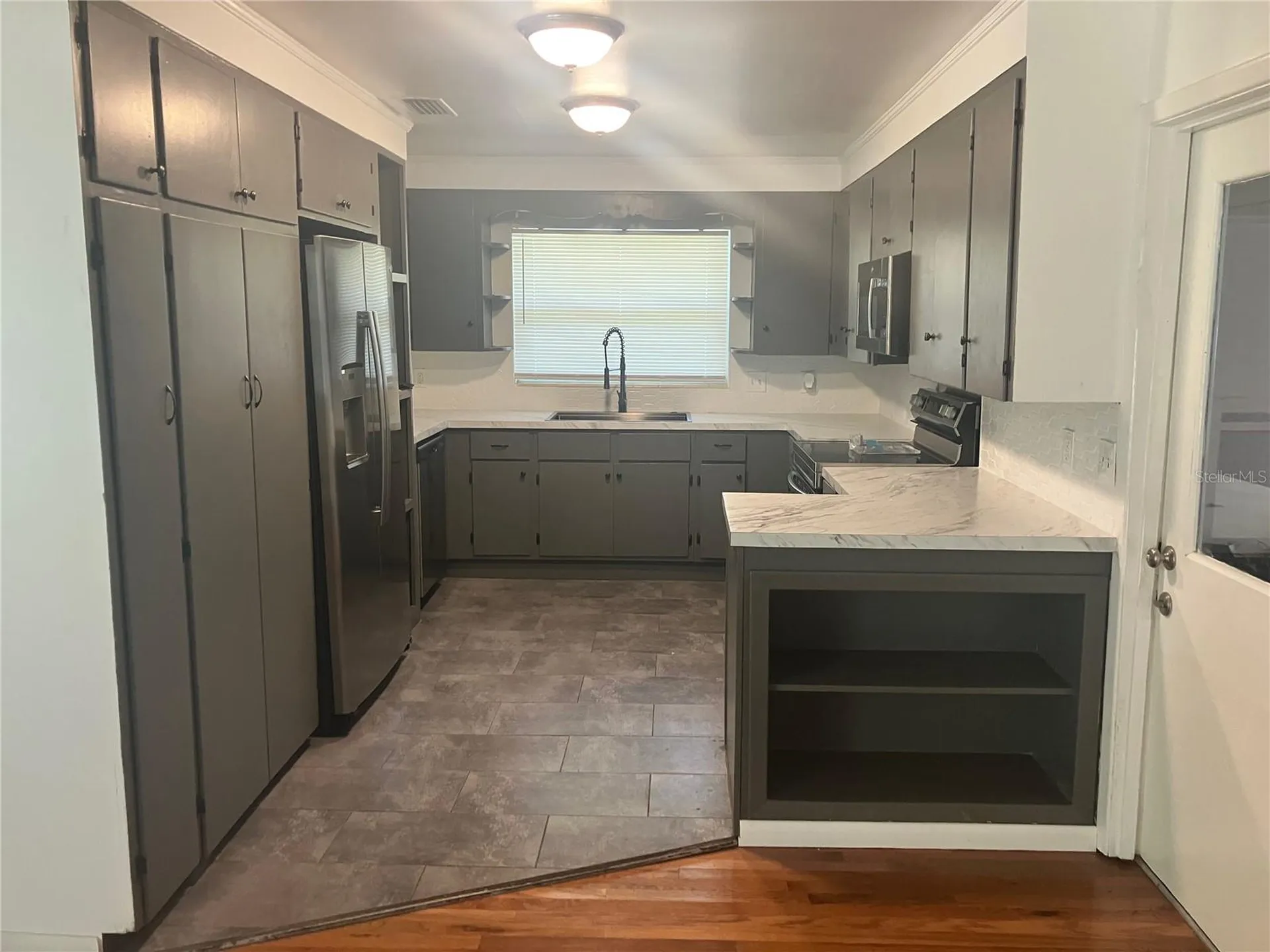 3808 Broad Street Seffner FL 33584