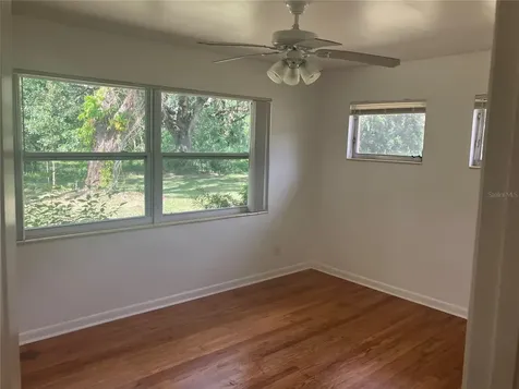 3808 Broad Street Seffner FL 33584