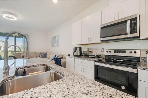 1359 Isleta Loop Kissimmee FL 34741