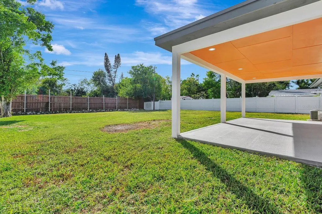 3612 46th Avenue Drive W Bradenton FL 34210