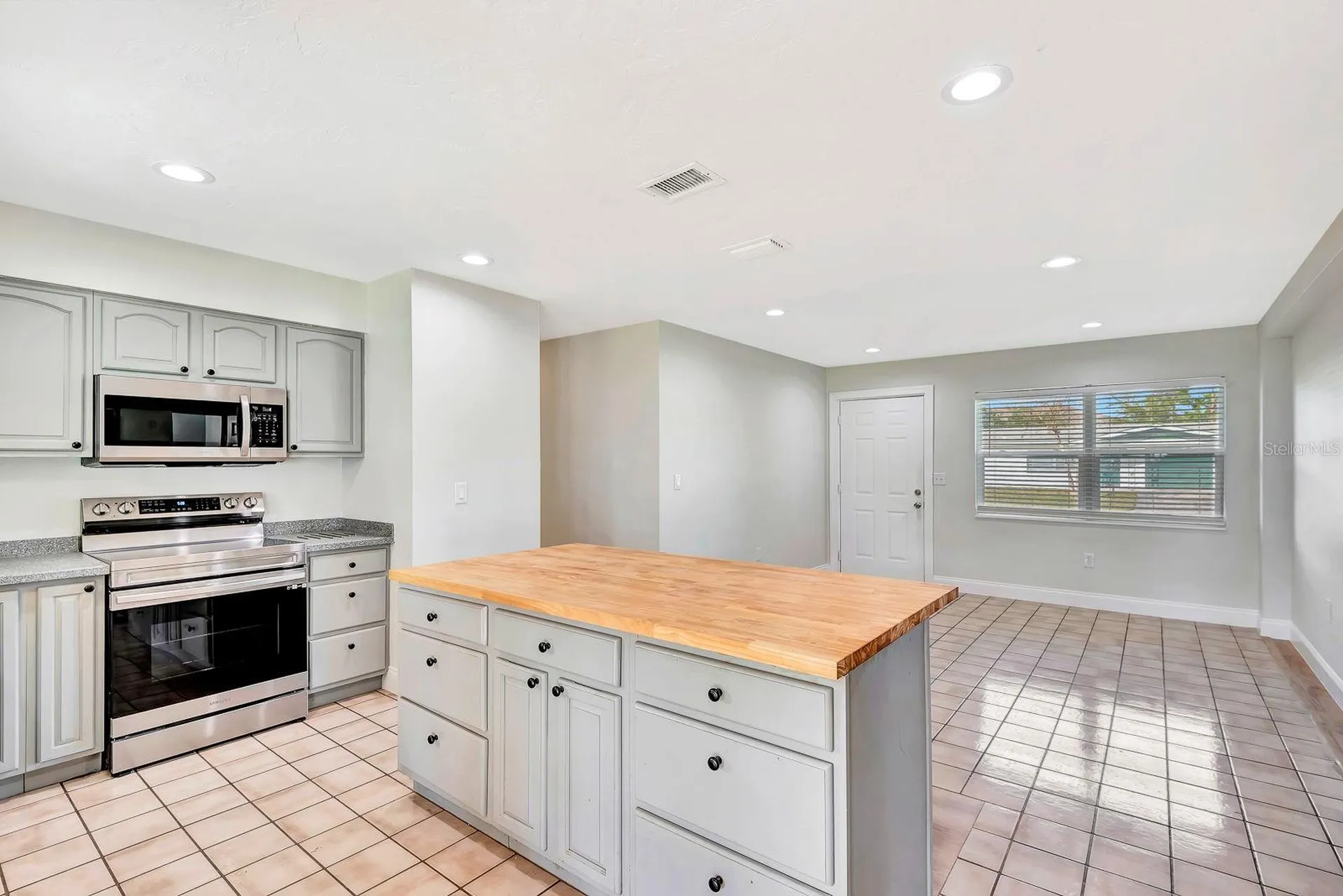 3612 46th Avenue Drive W Bradenton FL 34210