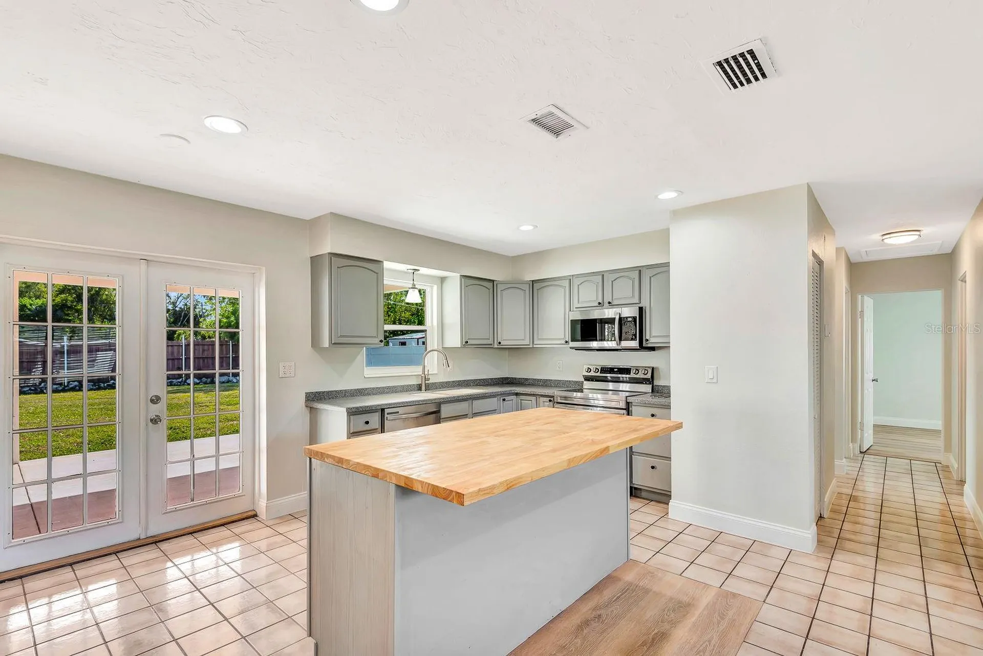 3612 46th Avenue Drive W Bradenton FL 34210