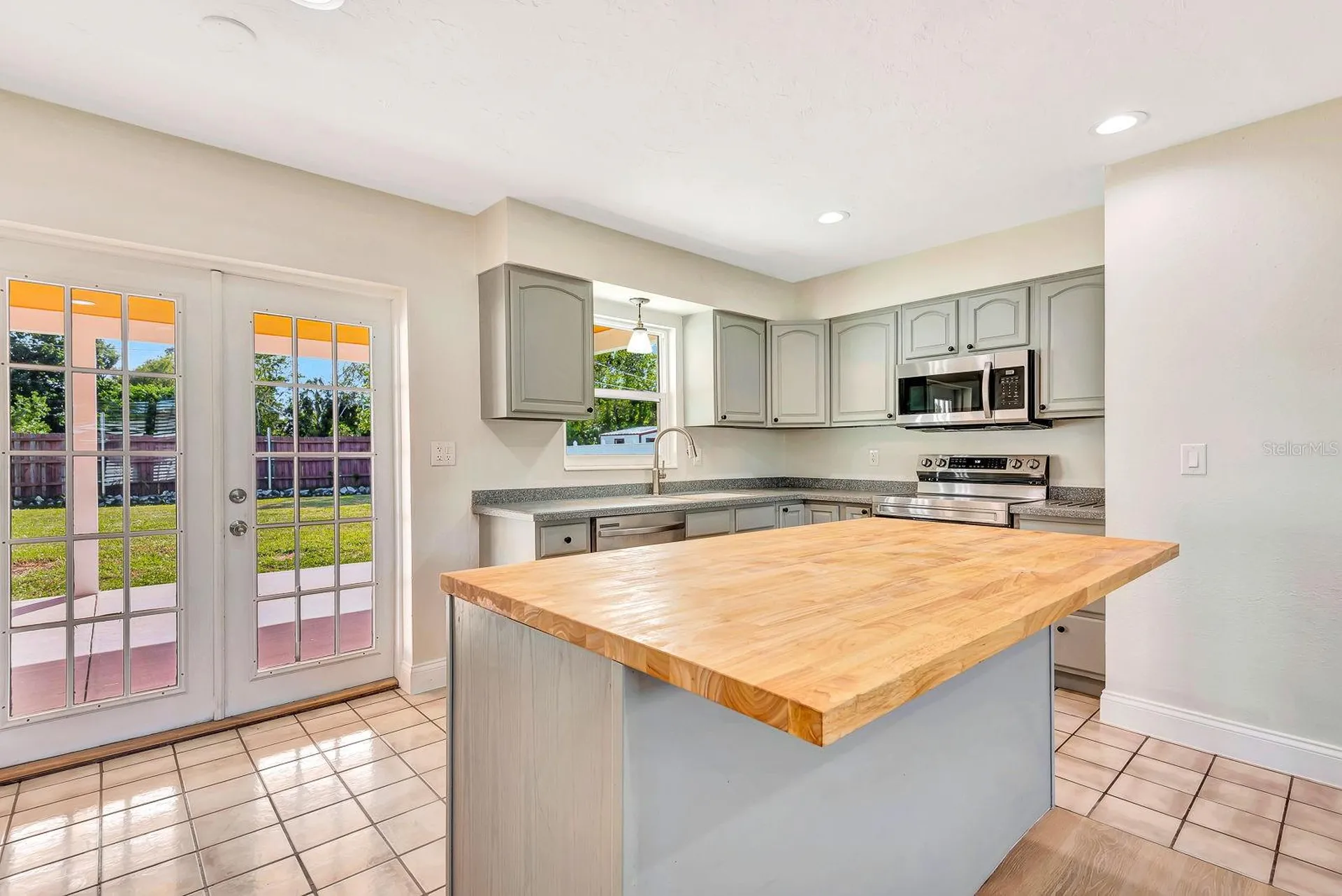3612 46th Avenue Drive W Bradenton FL 34210