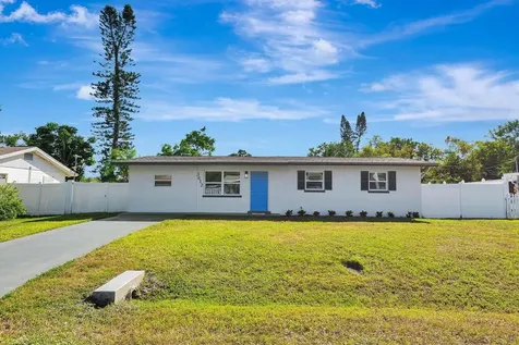 3612 46th Ave Dr W Bradenton FL 34210