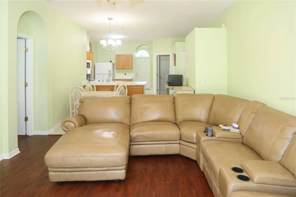 10224 Grant Creek Drive Tampa FL 33647
