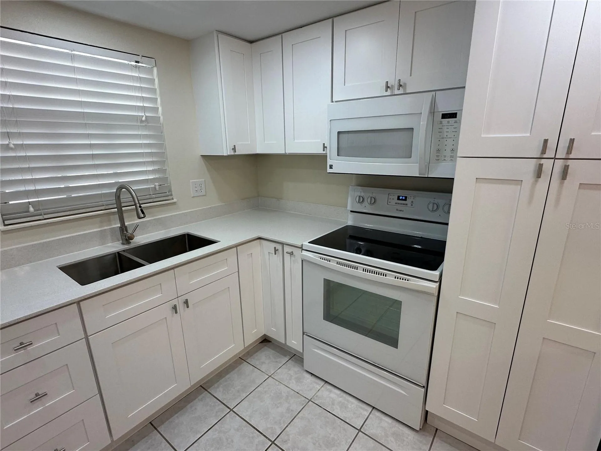 122 N Kings Avenue Brandon FL 33510